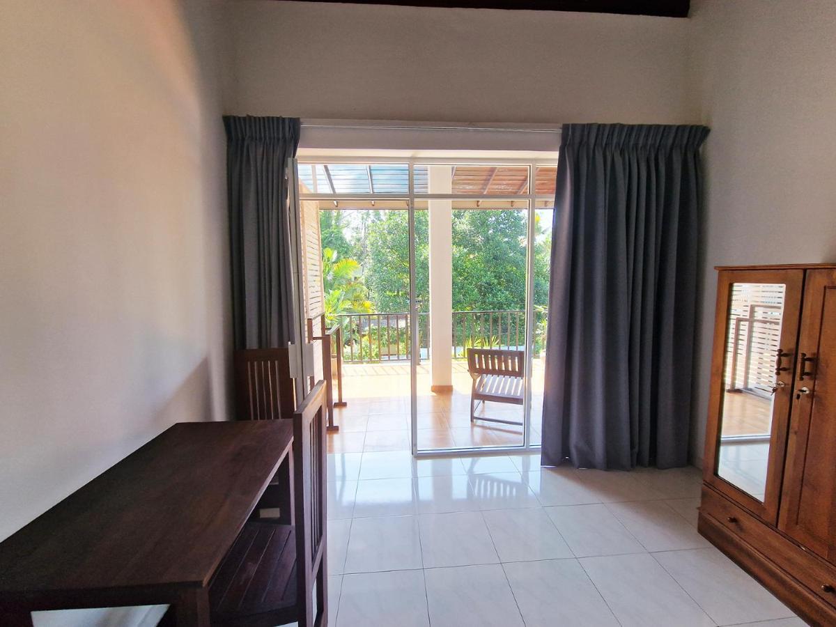 Chill Hill Hikkaduwa Otel Dış mekan fotoğraf