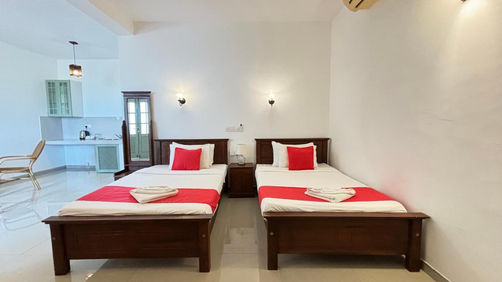 Chill Hill Hikkaduwa Otel Dış mekan fotoğraf