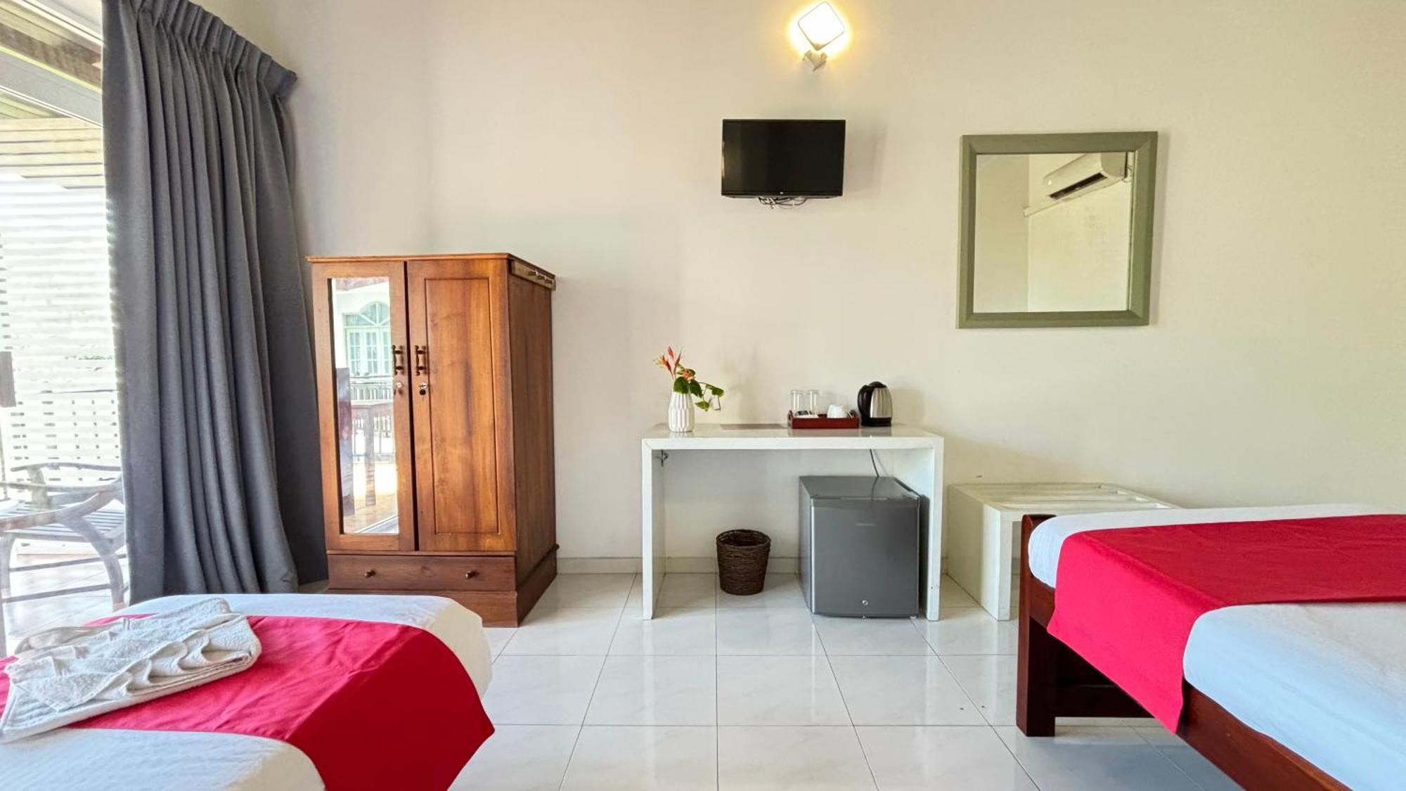 Chill Hill Hikkaduwa Otel Dış mekan fotoğraf